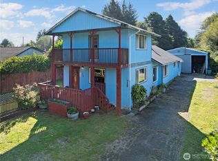 715 Copalis Beach Road, Copalis Beach, WA 98535