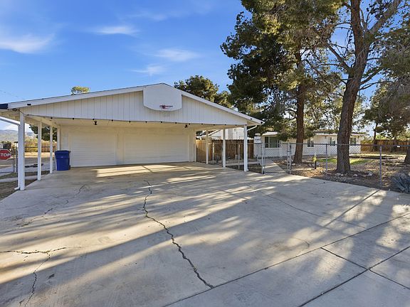 4th image of 22043 Ottawa Rd