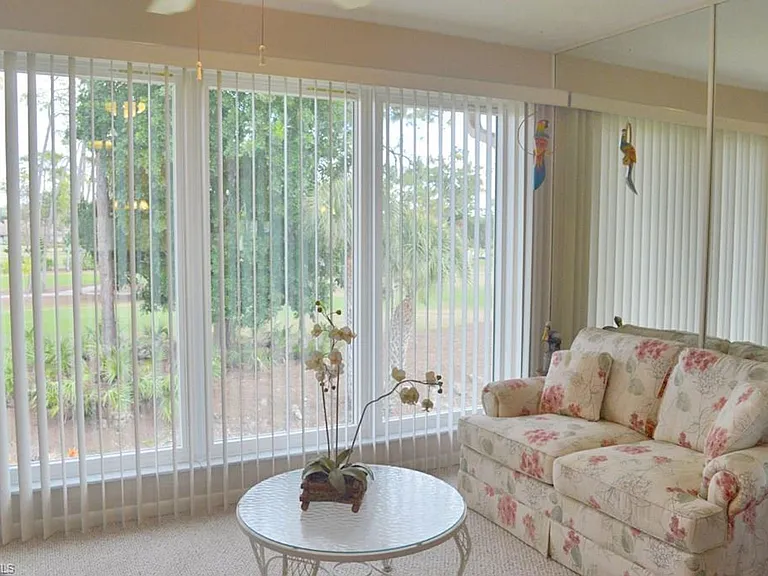 135 Palm Dr #12 — Photo 5