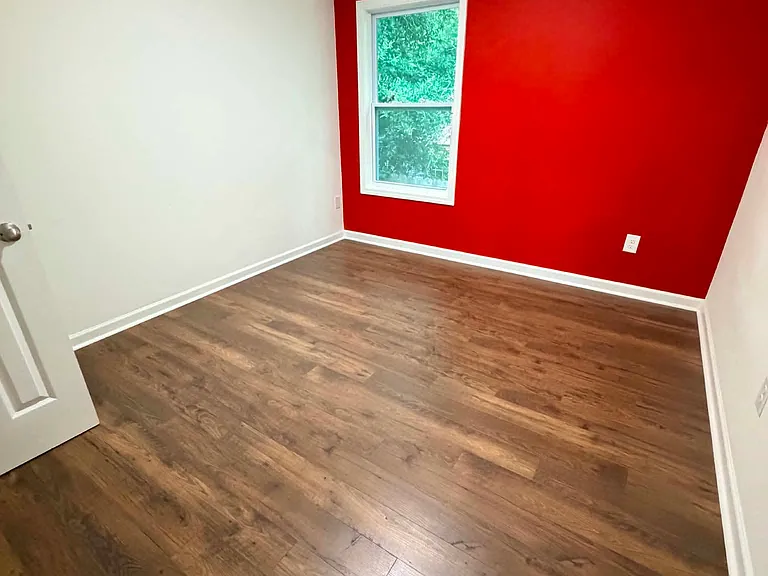 117 Phillips St — Photo 3