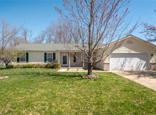 4116 Highland Rd, Fairview Heights, IL 62208