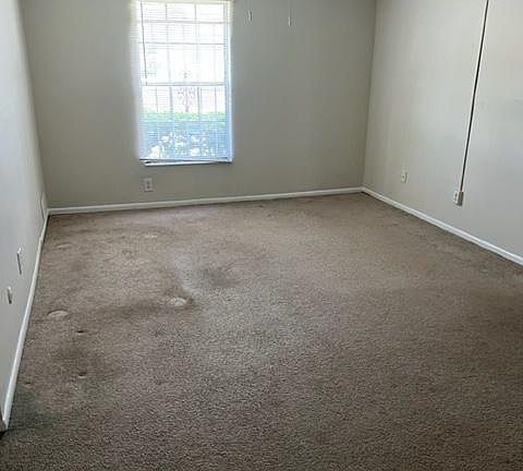 3rd image of 2808 W Azeele St Unit 115