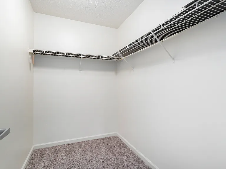 Arbor Hill Apts — Photo 13