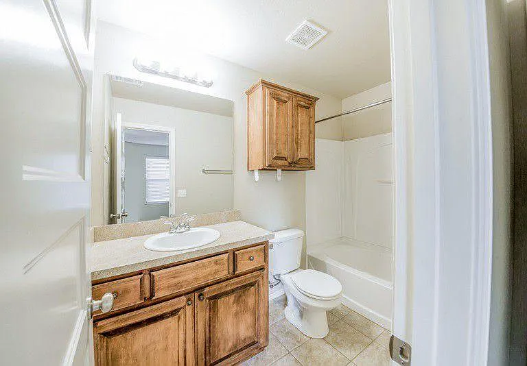 4220 W Prescot Dr — Photo 2