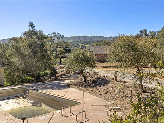 2nd image of 379 Corral De Tierra Rd