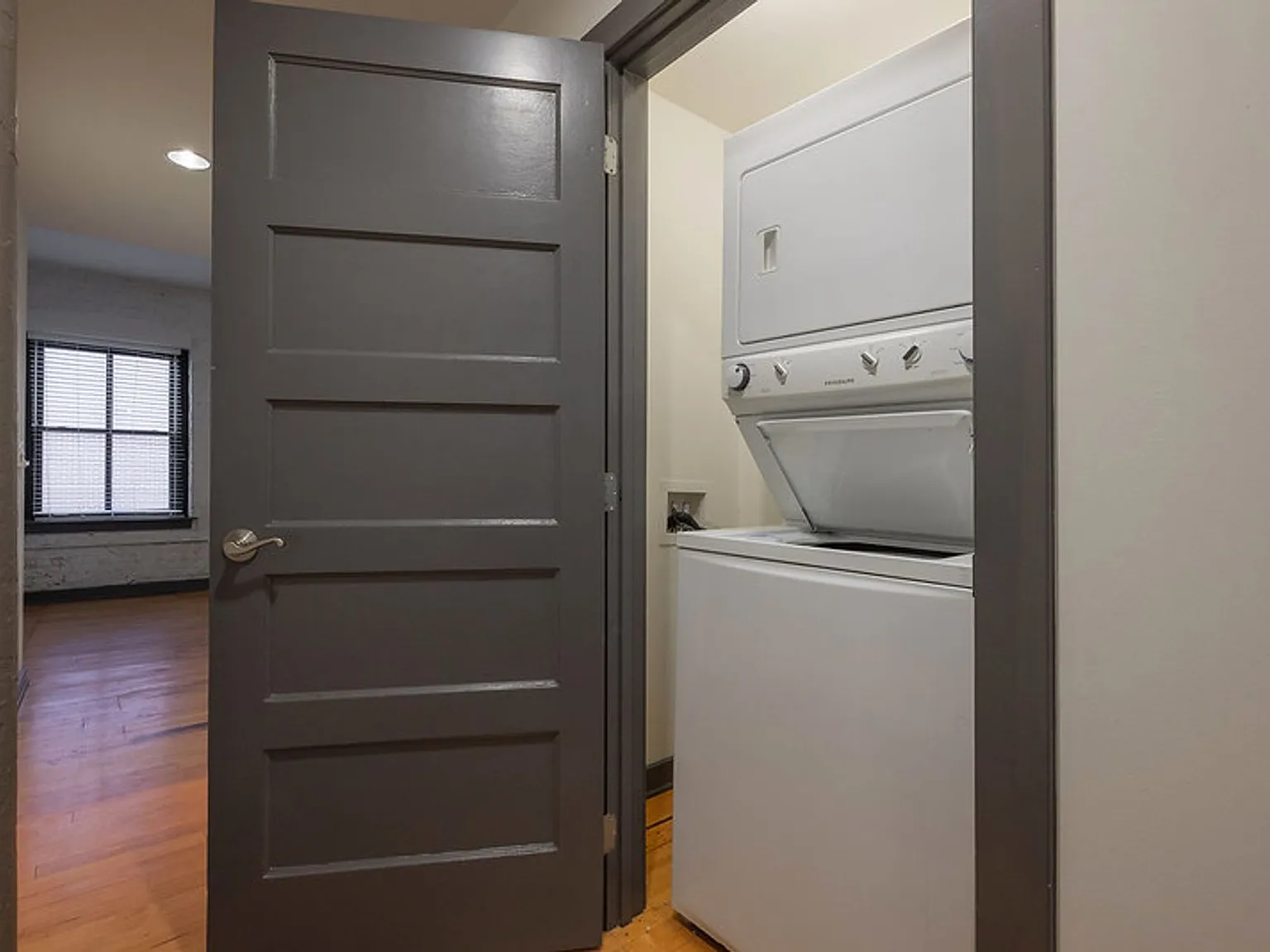 The Cameron Lofts — Photo 4