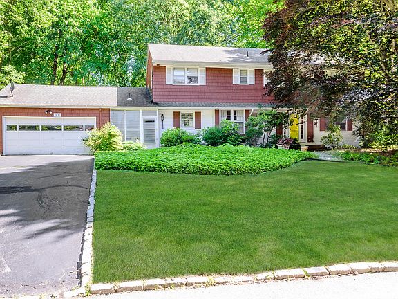 2nd image of 165 Birch Dr