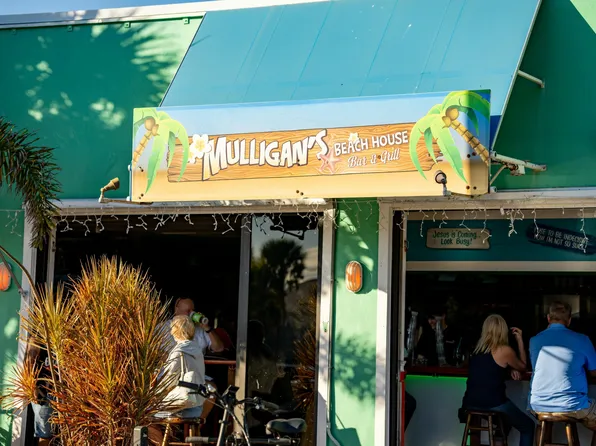 526 Point Lane, Vero Beach, FL 32963