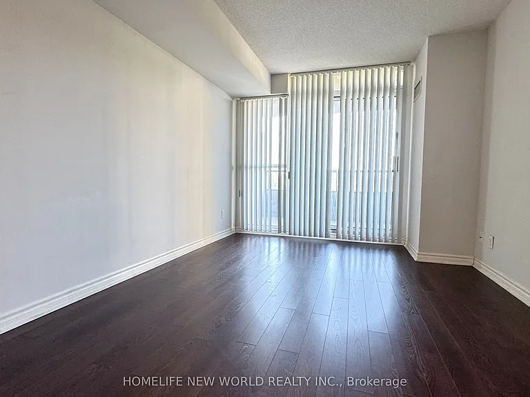 18 Spring Garden Ave #507 — Photo 5
