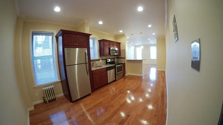 Rented by S&R Properties | media 9