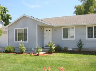 706 Earl Ct, Newberg, OR 97132