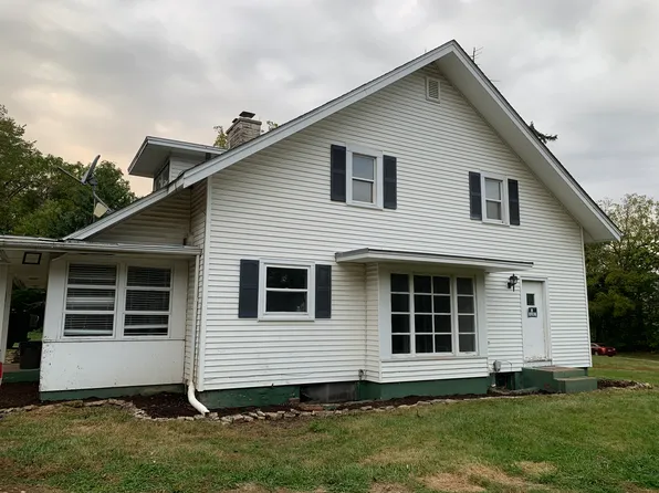 38W625 Route 64 St, St Charles, IL 60175