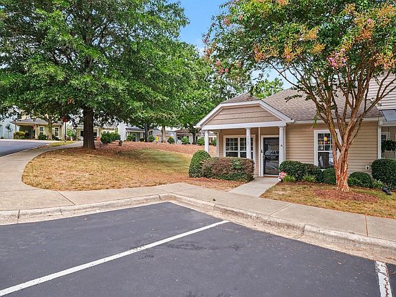 3rd image of 2707 Willow Pines Pl
