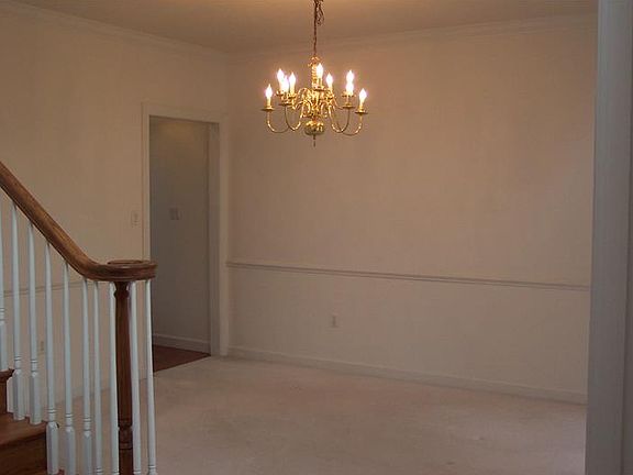 4th image of 701 Tega Cay Dr