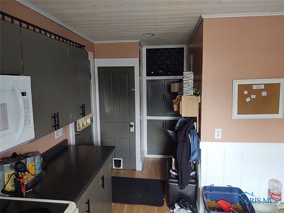 5th image of 401 S Harrison St