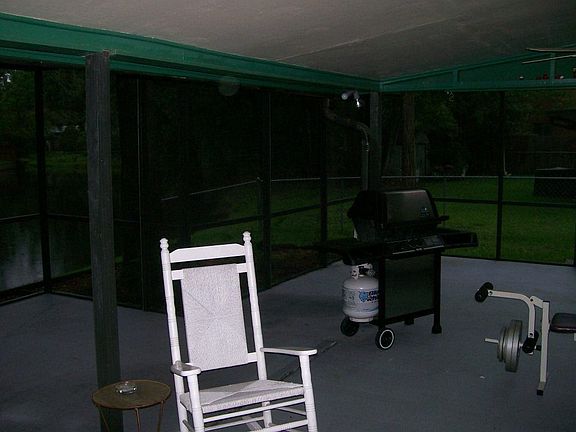 rear screen porch