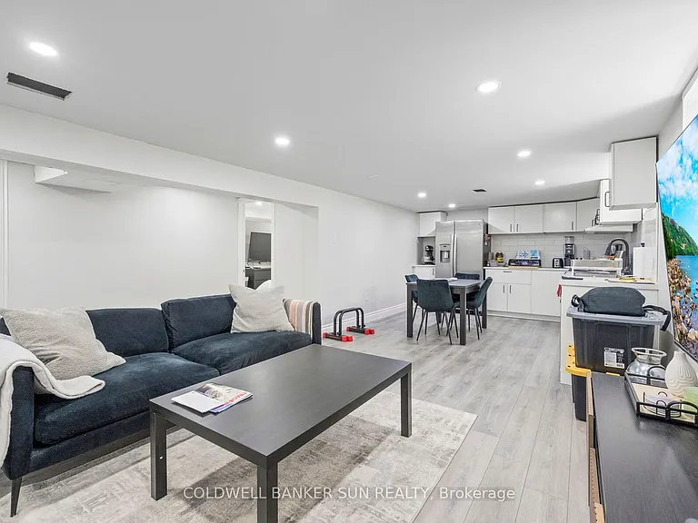 20 Maple Ln #BASEMENT — Photo 10