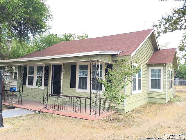 1st image of 835 Topeka Blvd