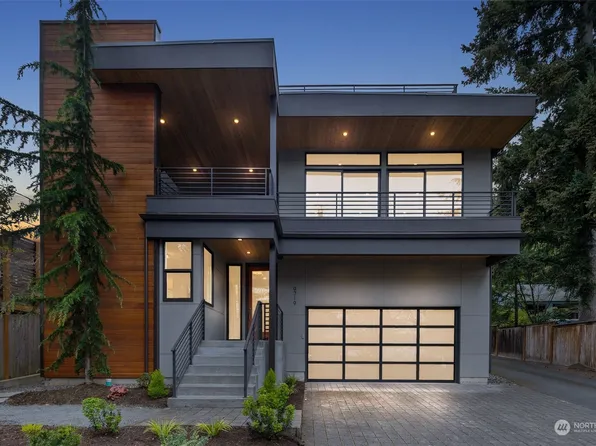 9719 Lake Shore Boulevard NE, Seattle, WA 98115