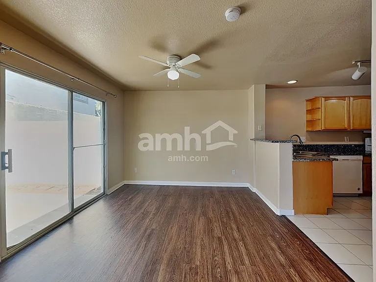 207 Luninborg St — Photo 6