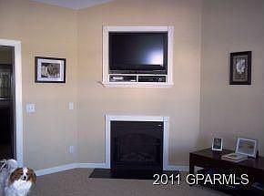 3rd image of 2533 B Brookville Dr