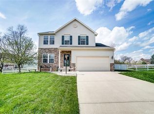 9956 Scotch Pine Dr, Springboro, OH 45066
