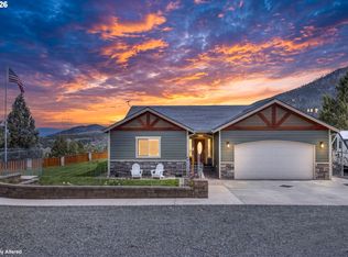 26807 Grand View Rd, Canyon City, OR 97820