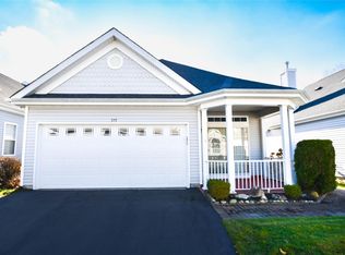 575 Leisure Dr, Ridge, NY 11961