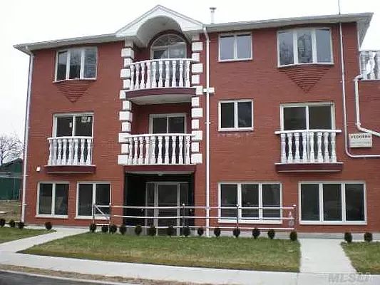 1st image of 14203 45th Ave Floor 1