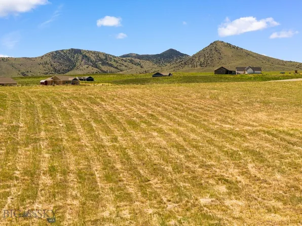239 Hopper Trl, Three Forks, MT 59752