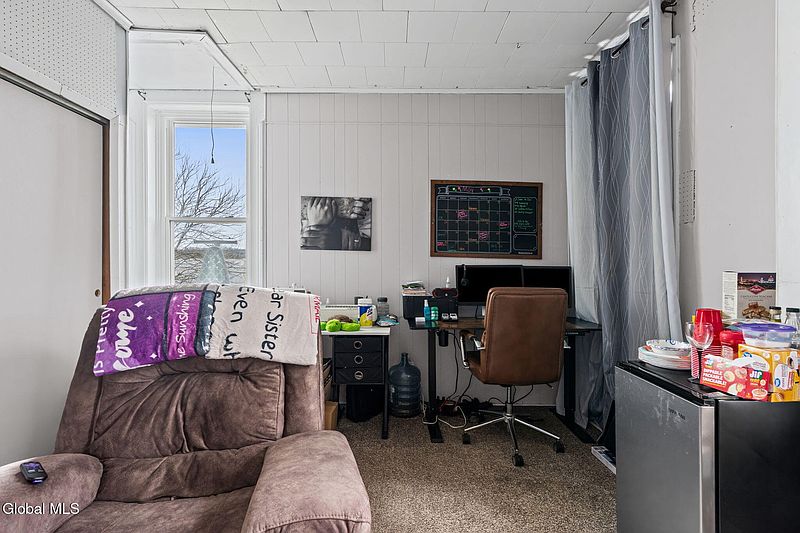 4th image of 2128 3rd Avenue