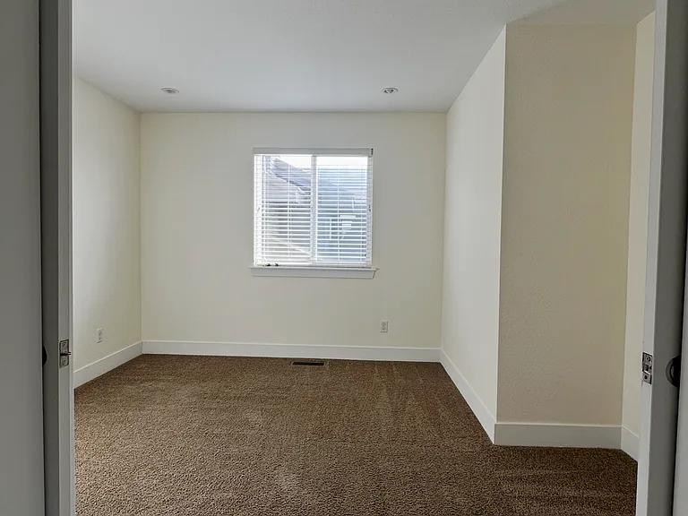 Flex Room