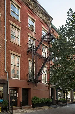 Sold by Portman Realty Corp | media 1