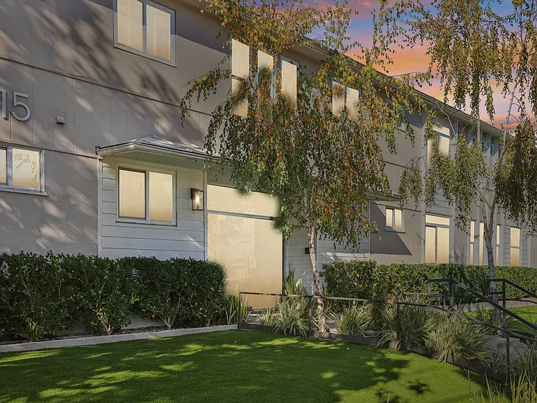115 N Eastwood Ave — Photo 9