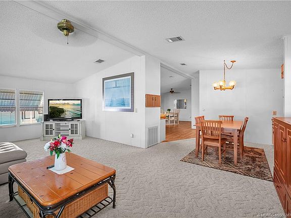 2nd image of 4676 SE Basswood Ter