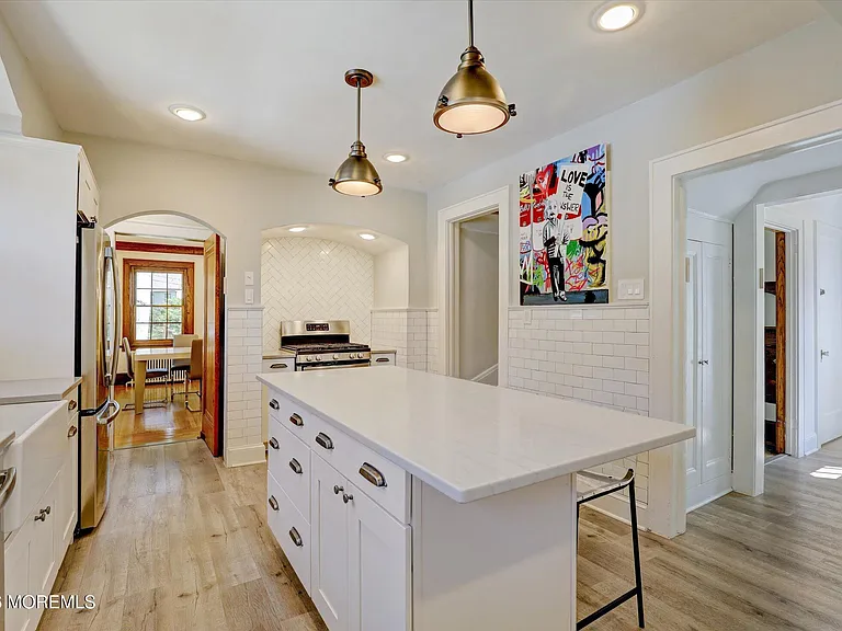 570 N Edgemere Dr #A — Photo 19