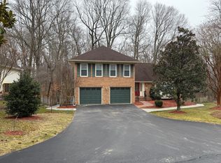 7821 Windy Point Ct, Springfield, VA 22153