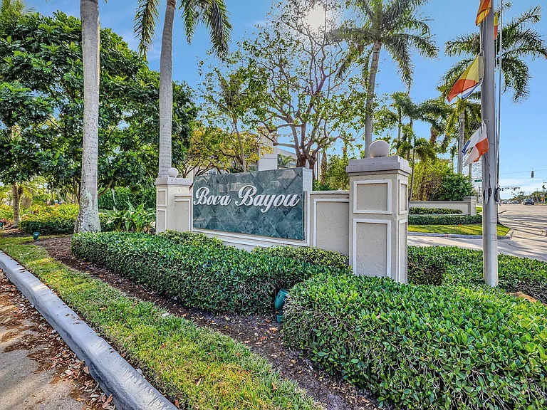 22 Royal Palm Way #606 — Photo 40