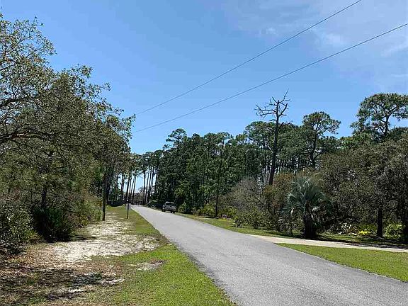 5th image of Beechcraft Dr