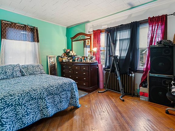 5th image of 88-14 76th St