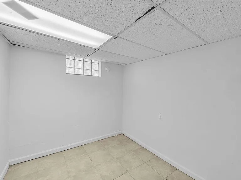 3393 Robb Ave — Photo 30