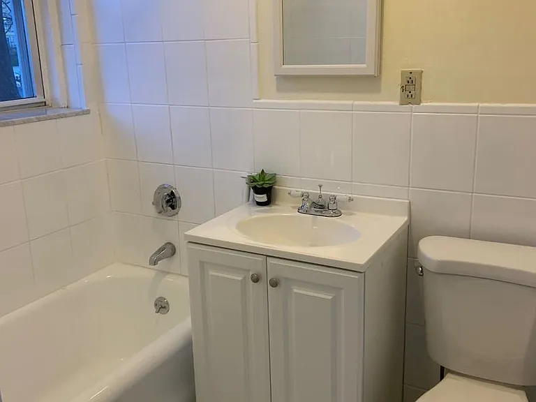 1605 Commonwealth Ave #7 — Photo 6