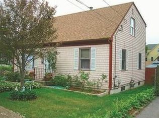 151 Church St, Barrington, RI 02806