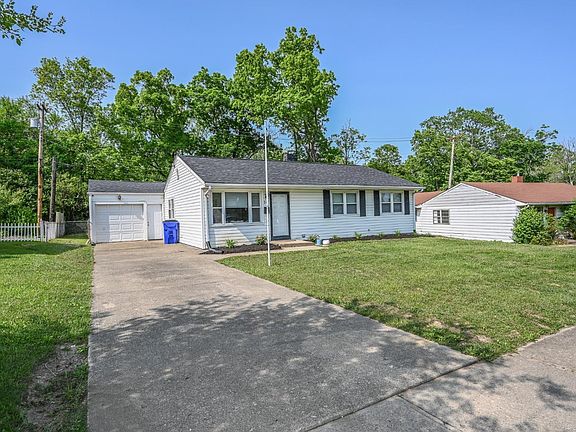 3rd image of 317 Rockford Dr
