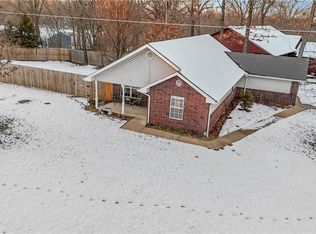 1 Wilton Ln, Bella Vista, AR 72715