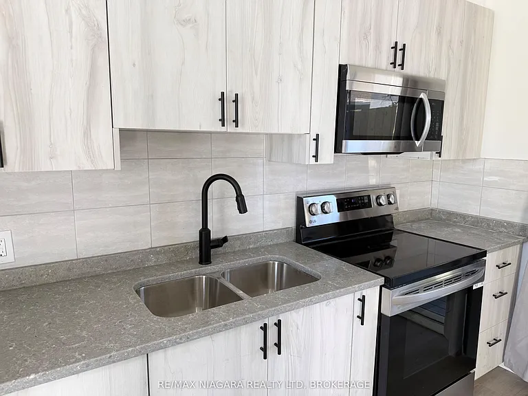 4711 River Rd #2 — Photo 8