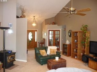 94178 Templeton Rd, Junction city, OR 97448