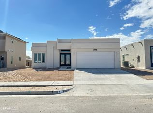 717 Cedarwood Ave, El Paso, TX 79928