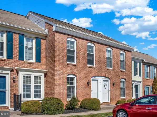 6265 Stanford Ct, Mechanicsburg, PA 17050