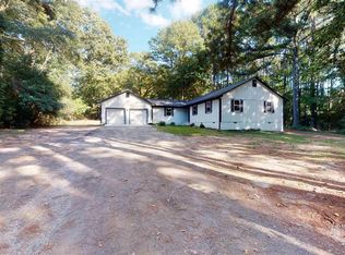 1177 Bob Smith Rd, Sharpsburg, GA 30277